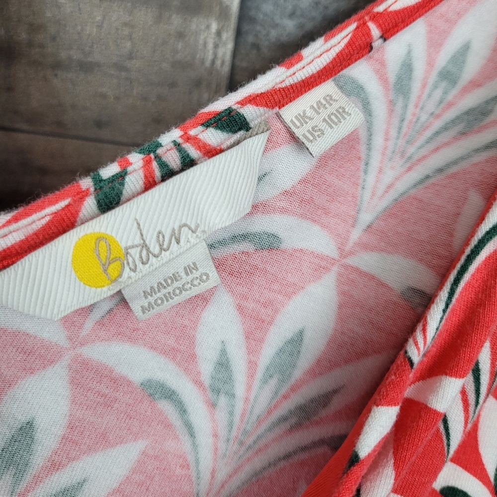 Boden Red and White Patterned Midi Dress - Picture 3 of 10